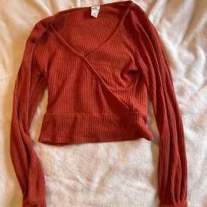 Cropped long sleeve